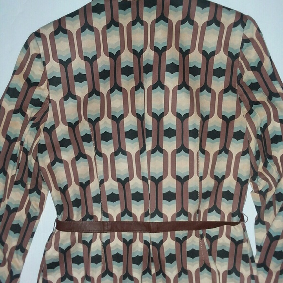 Blazer - Picture 2 of 2